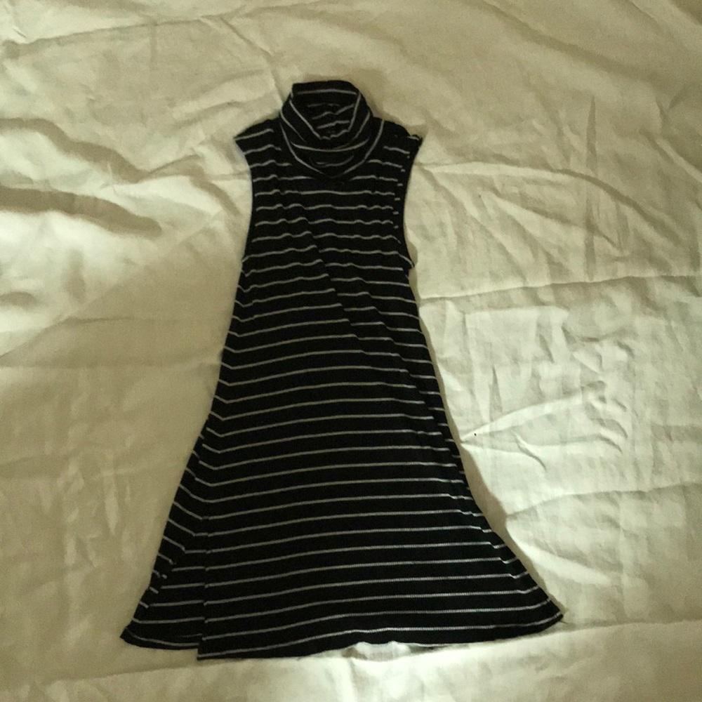 Ribbed mock turtleneck tunic